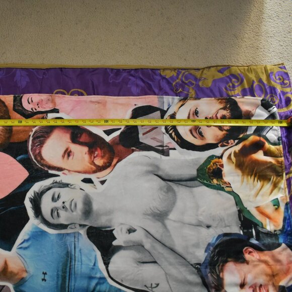 Chris Evans Marvel Captain America Fleece Throw Blanket 47"x60" & pillow throw - Picture 5 of 13